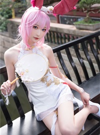 2023-1-21 Messie Huang - Yae Sakura Chinese dress(6)